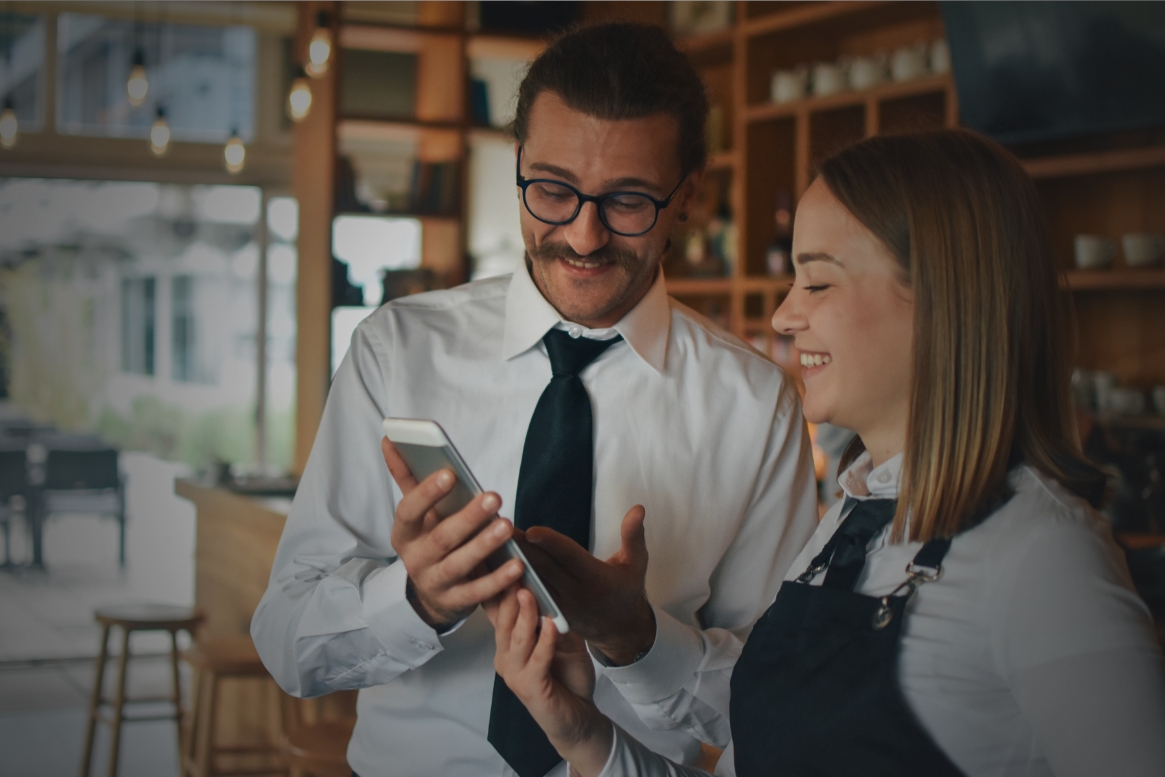 Restaurantero en acción